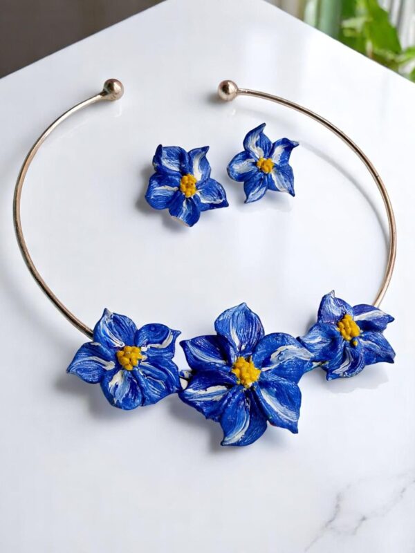 Handmade Blue Floral Hasuli Necklace with Earrings – Clay Jewelry Set - Image 2