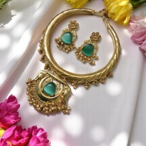 Floral Grace Heritage Hasuli Necklace Set