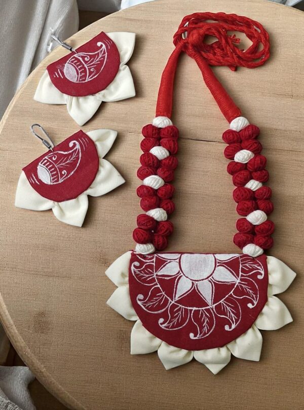 Hand-Crafted Necklace Set - Image 3