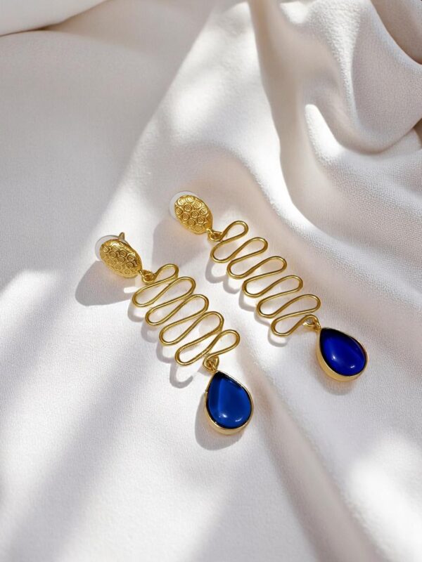 Elegant Spiral Drop Earrings with Teardrop Accent
