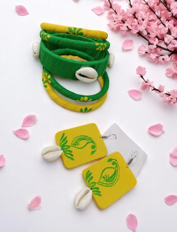 Graceful Hand-Printed Fabric Bangle & Earrings Combo Set