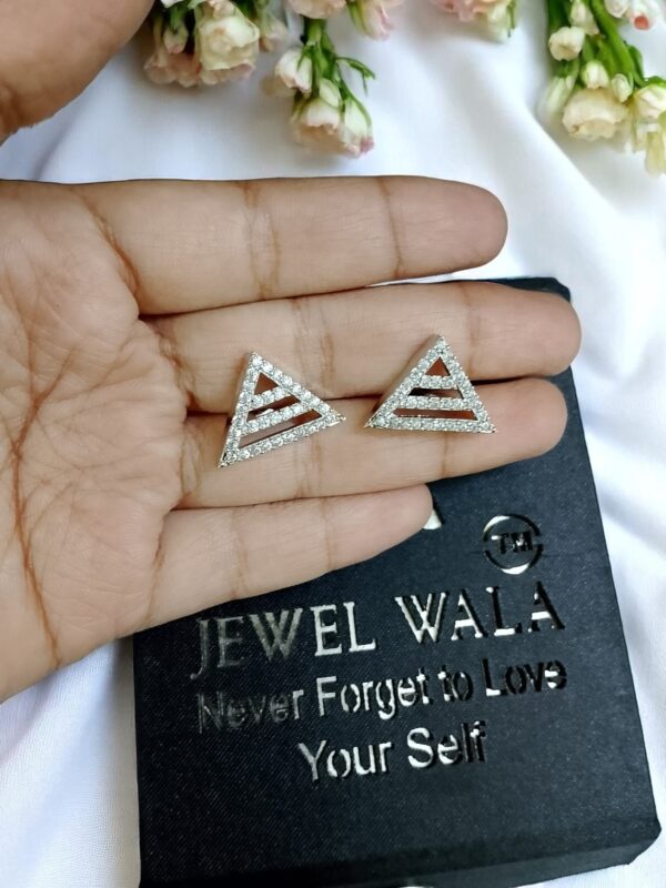 White Ad Stone Earring Pair - Image 3