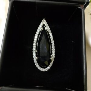 Elegant Black Teardrop AD Stone Finger Ring