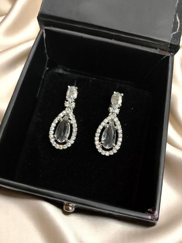 White Ad Stone Earring Pair