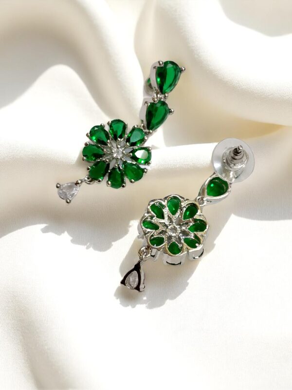 American Diamond Jewelry Set – Necklace, Earrings, Finger Ring & Maang Tikka - Image 4
