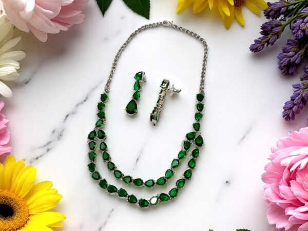Elegant Double-Layer Green AD Necklace Set - Image 3