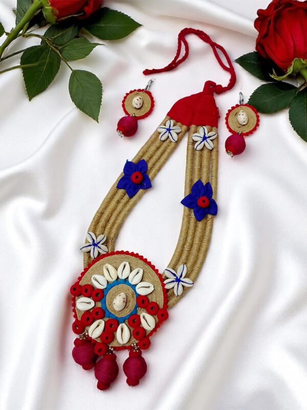Handmade Ethnic Jute Necklace with Shells - Image 2