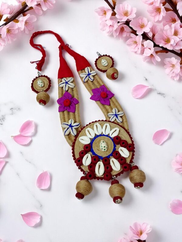 Handmade Ethnic Jute Rani Multicolor Necklace with Shells - Image 2