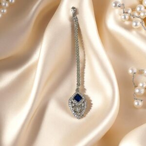 Elegant Maang Tikka with Stone Detailing