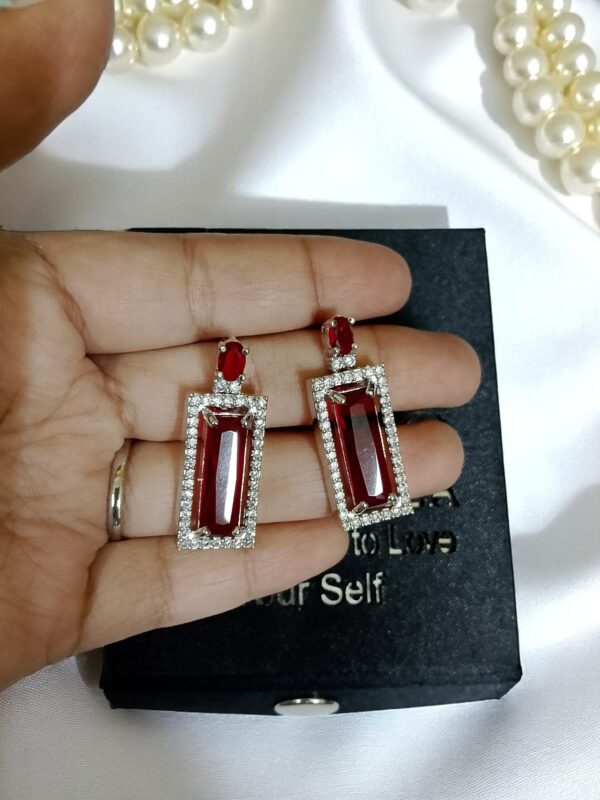 Maroon Ad Stone Premium Quality Earring Pair - Image 3