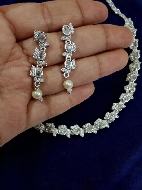 Elegant White AD Necklace & Earring Set - Image 2