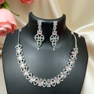 Pink ad stone necklace