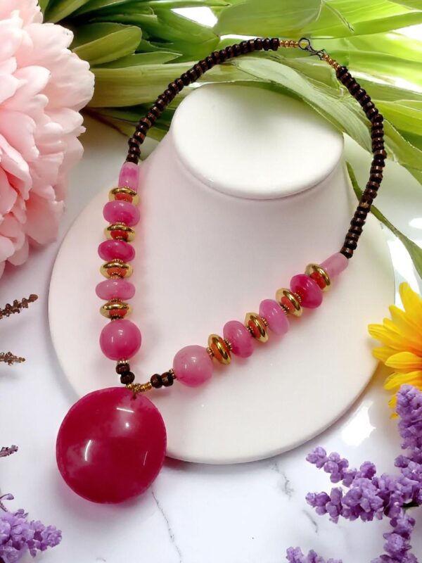 Elegant Green, Rani, Black 3 Pcs Necklace Set - Image 3