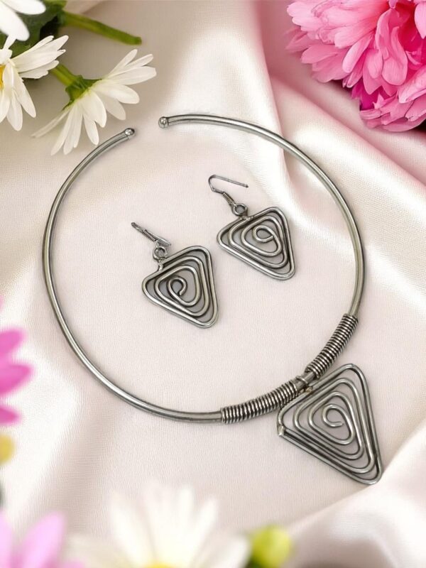 Oxidised Silver Hasuli - Image 2
