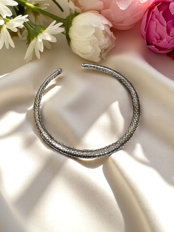 Oxidised Silver Hasuli - Image 2