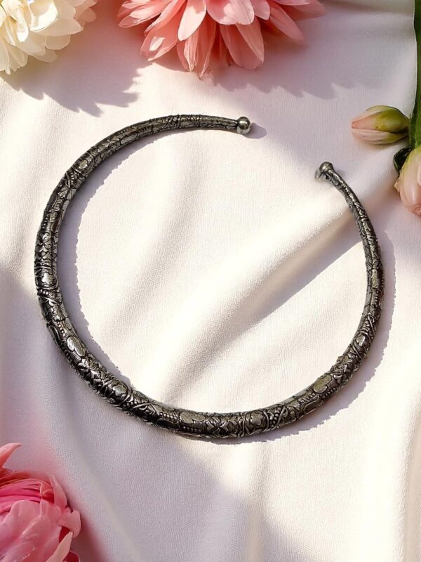 Oxidised Silver Hasuli