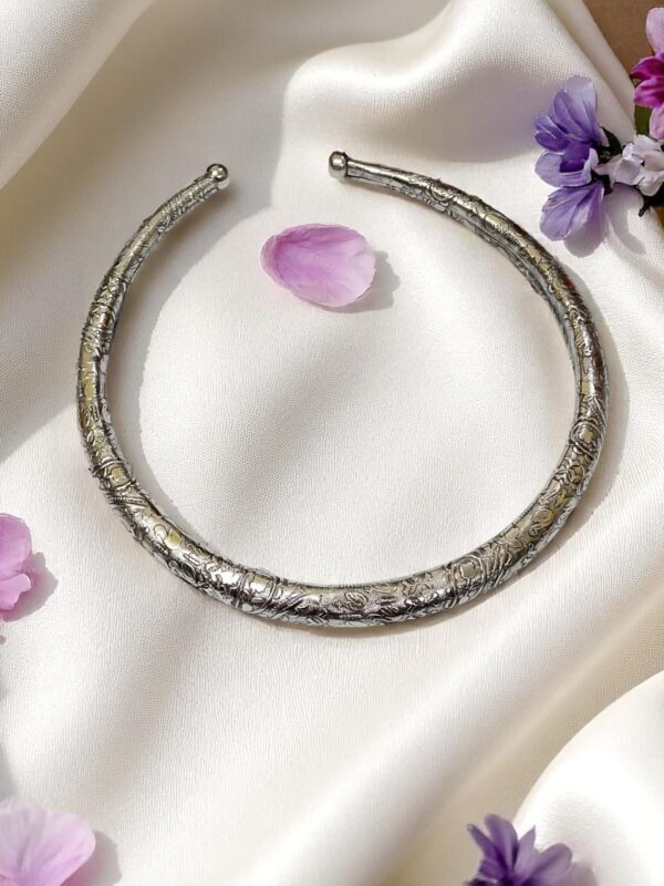 Oxidised Silver Hasuli
