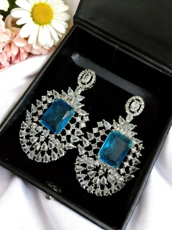 Sky Ad Stone Earring Pair