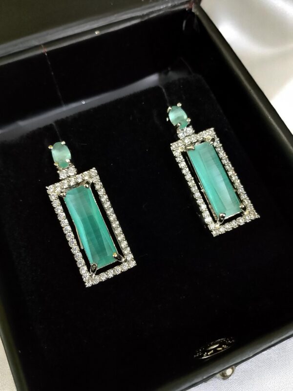 Sky Ad Stone Premium Quality Earring Pair