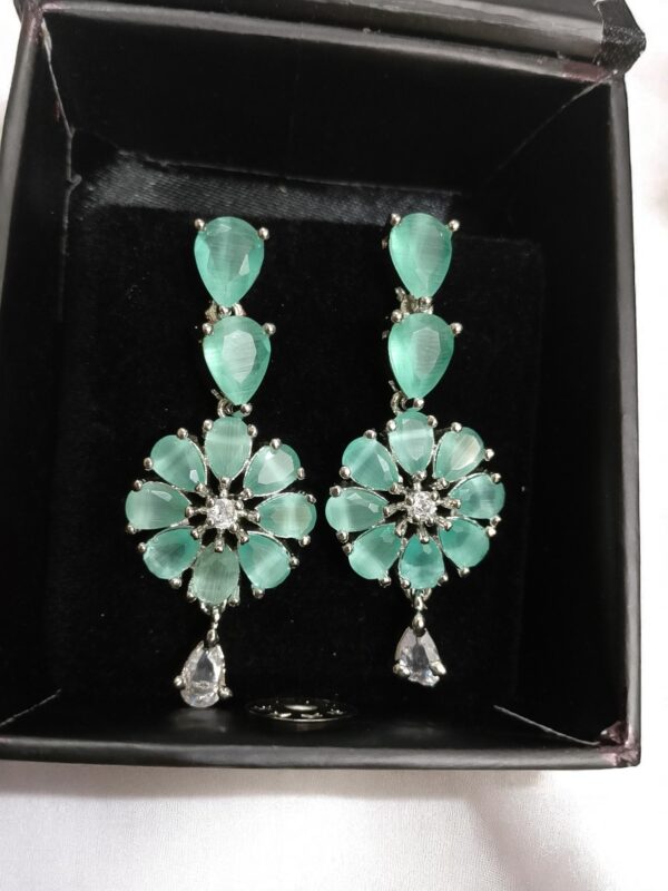 Sky Flower Stone Earring Pair - Image 2