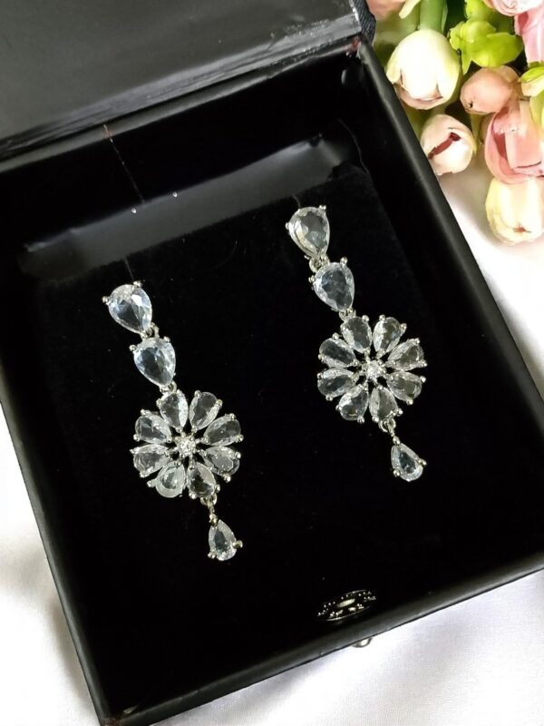 White Color Flower Stone Earring Pair