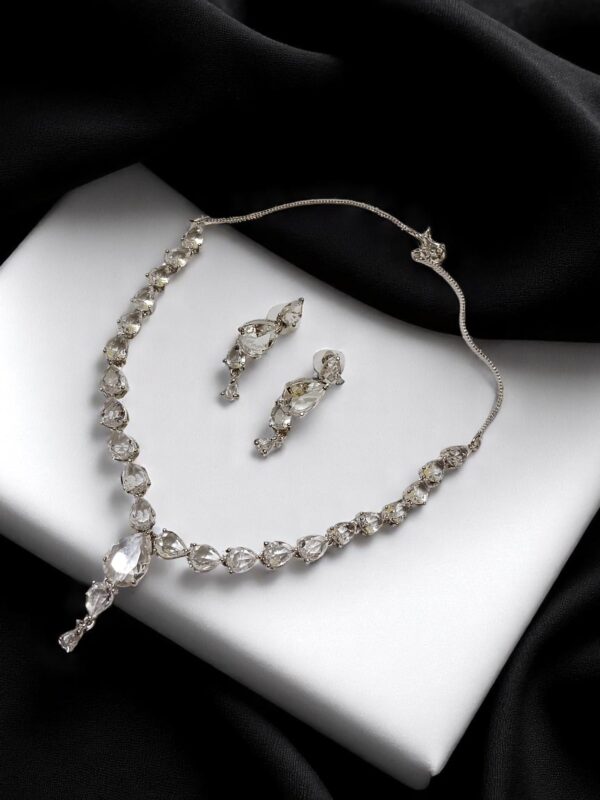 Elegant White Stone Necklace Set - Image 2