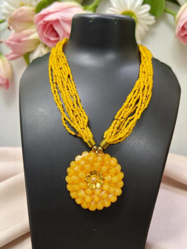 Yellow Beads Necklace with Flower Pendent
